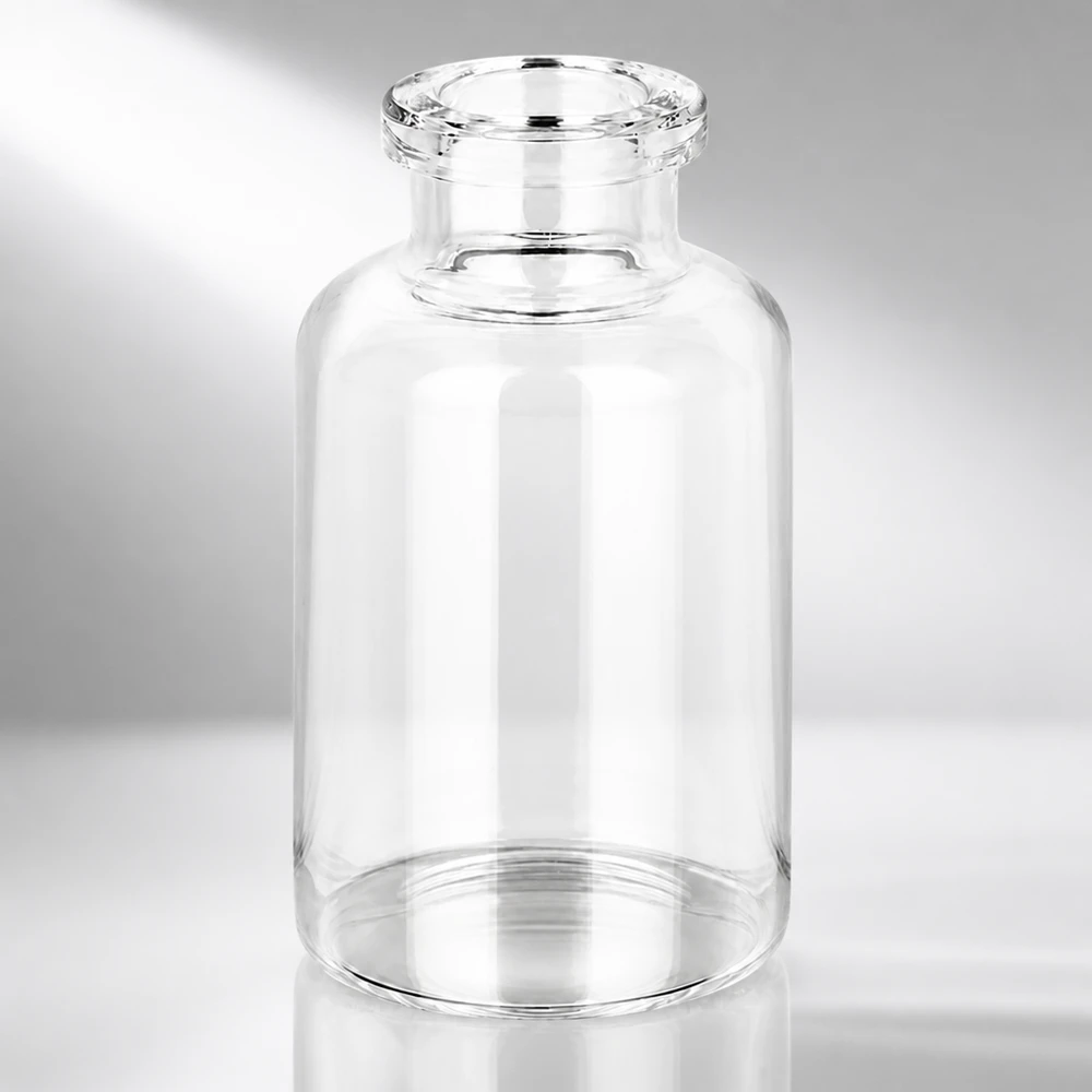 Transparente 20ml Stechflasche Klarglas mit geradem Boden und cremefarbenem Lichtreflex Studio