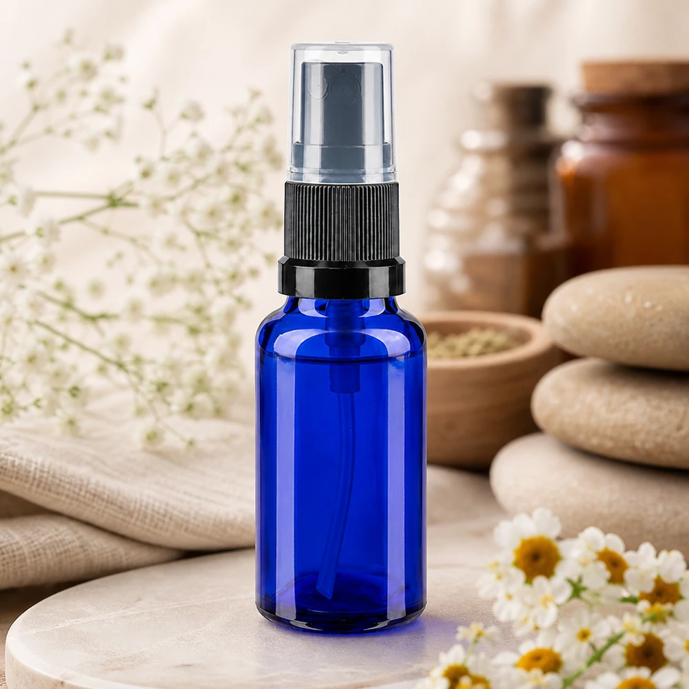 Apothekenflasche blau 20ml Sprayaufsatz schwarz Kleiner blauer Glasflakon 20ml mit Pumpzerstäuber für Aromatherapie und Wellnessanwendungen