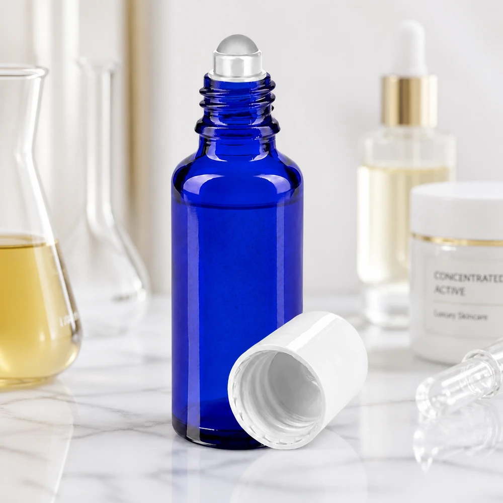 Kobaltblaue 30ml Flasche mit Roll-On Applikator für ätherische Öle und Parfum