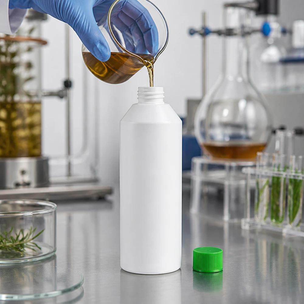 Apothekenflasche HDPE 250ml weiß, mit grünem Schraubverschluss Lebensmittelechte HDPE Apothekenflasche 250ml weiß mit grünem SV für ätherische Öle