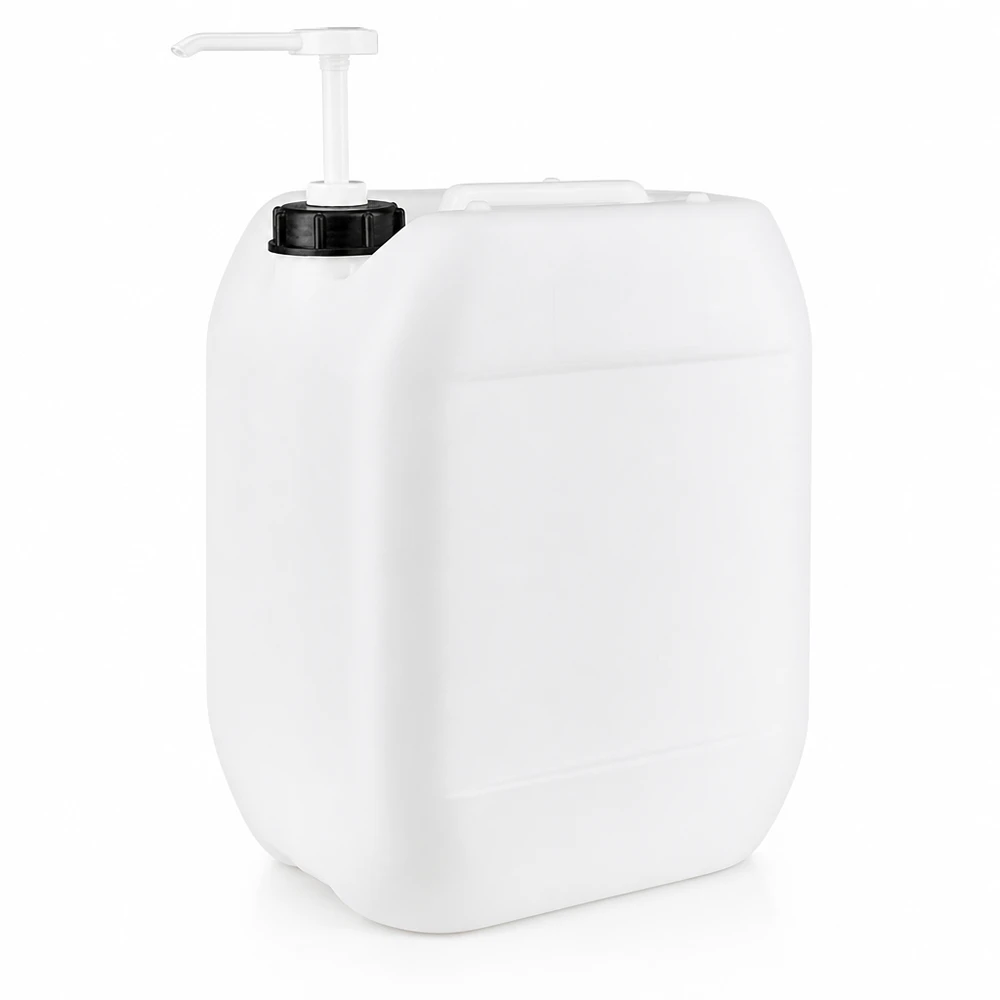 Kanister 10 Liter mit Dosierpumpe Rechteckiger HDPE Kanister 10L in Weiß mit schwarzem Schraubverschluss und Pumpenaufsatz