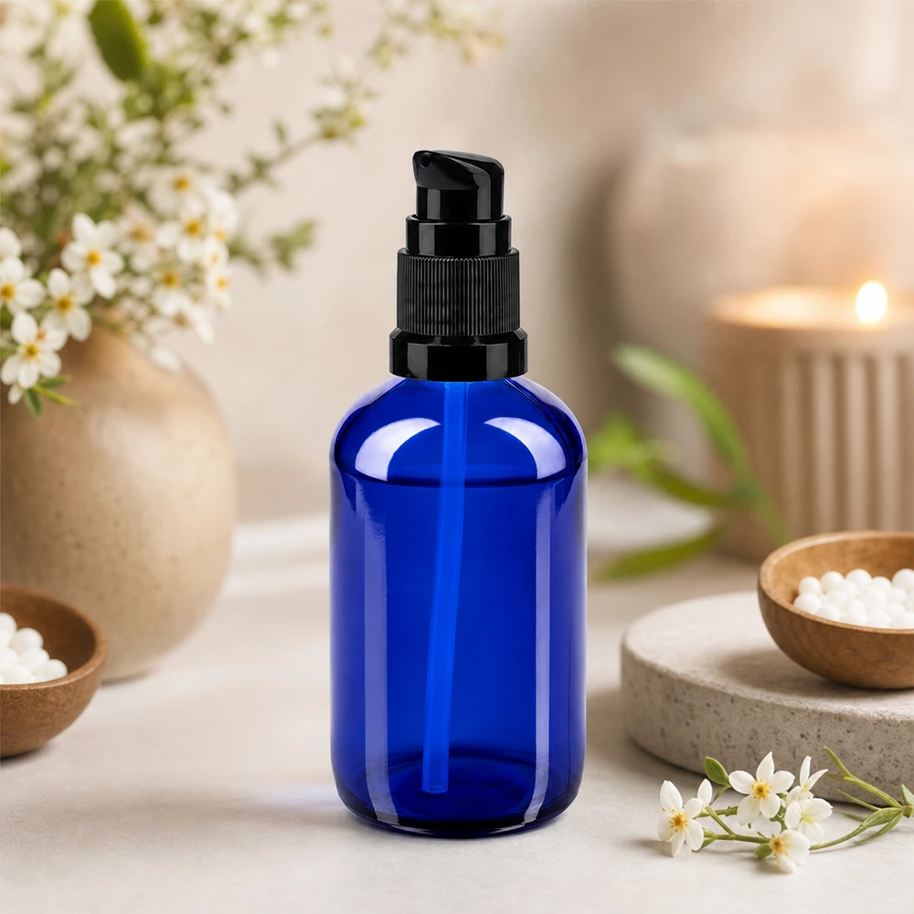Apothekenflasche blau 100ml PumpVerschluss schwarz Standard Lichtschutz-Glasflasche 100ml in Blau mit Pumpverschluss ideal für empfindliche Wirkstoffe