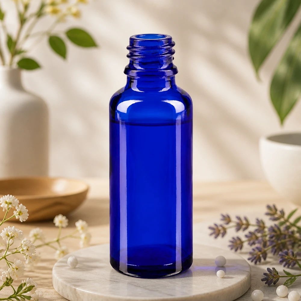 Kobaltblaue Apothekenflasche 30ml ApoGlas schützt lichtempfindliche Öle und Tinkturen