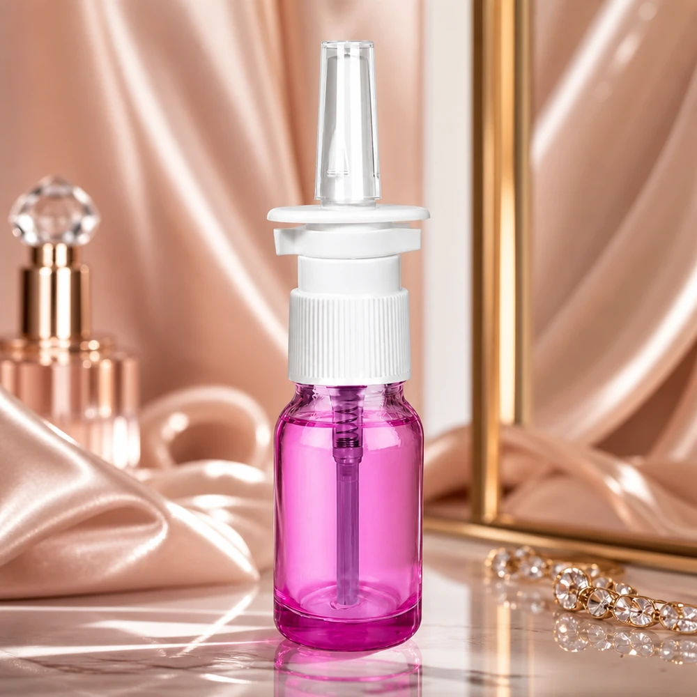 10ml Nasensprayflasche weiß/transparent Standard PurpleLine. UT18/10 Violette 10ml Nasensprayflasche mit transparentem Design und weißem Applikator für Sichtbarkeit